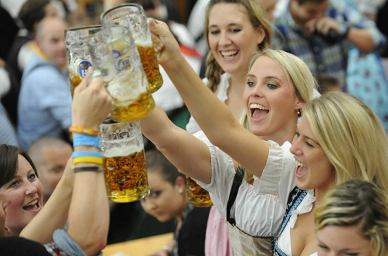 度：欧洲最享受 亚洲最勤奋AG真人盘点各国带薪休假制(图3)